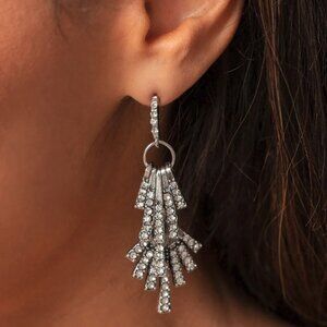 Paparazzi Jewelry Accessories - Fan of Glam - White Earrings - Vintage